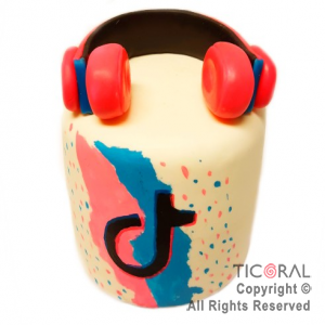 ADOR TORTA FALSA TIK TOK AURICULARES DECORADA A. PORC FRIA x 1